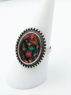 4/24$  Colourful silver tone statement costume ring
